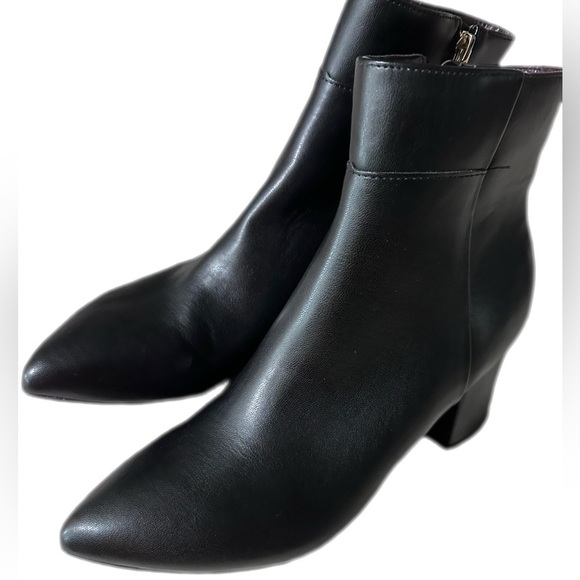 Tommy Hilfiger Black ankle pointed toe boots belted booties Size:8 - Picture 2 of 12